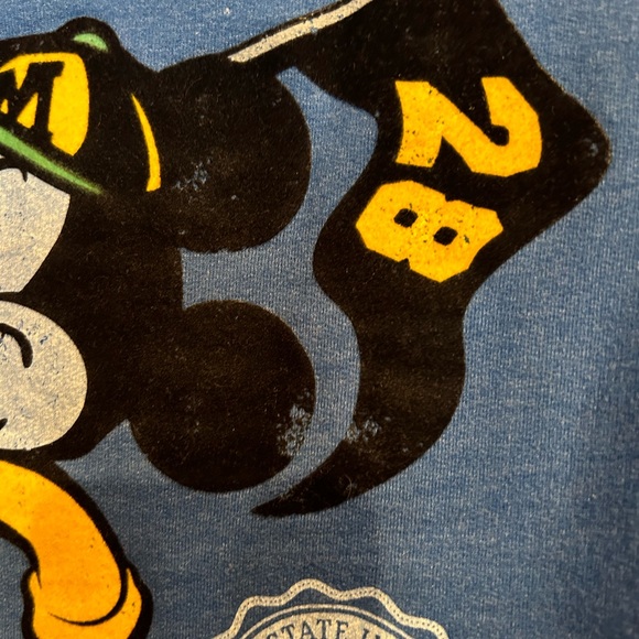 Disney Mickey Mouse scoopneck - Picture 5 of 5